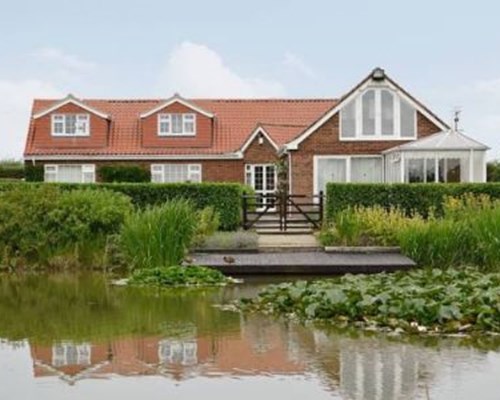 Sandes Bywater in Goxhill