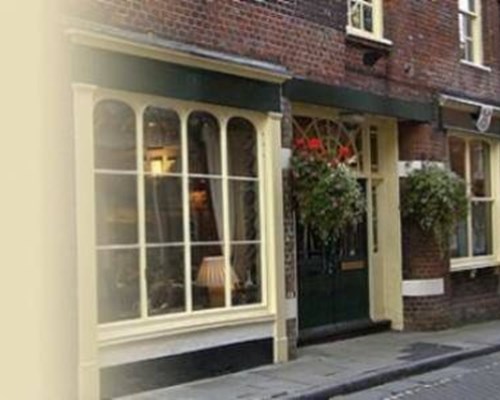 Wykeham Arms in Winchester